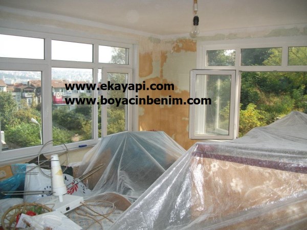 Boyacı Duvar Kağıdı Ustası Bebek